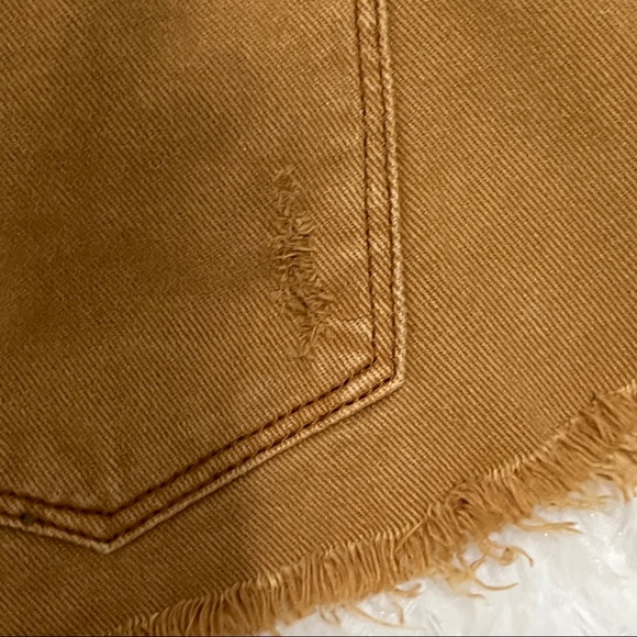 Urban Outfitters BDG Low Rise Dolphin Fray Jean Shorts Cutoffs Low Rise Denim - Picture 7 of 11